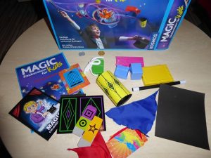 Produkttest: Magic Zauberhut und Magic Zaubershow von Kosmos Magic Zauberhut und Magic Zaubershow von Kosmos 15 300x225 - Produkttest: Magic Zauberhut und Magic Zaubershow von Kosmos